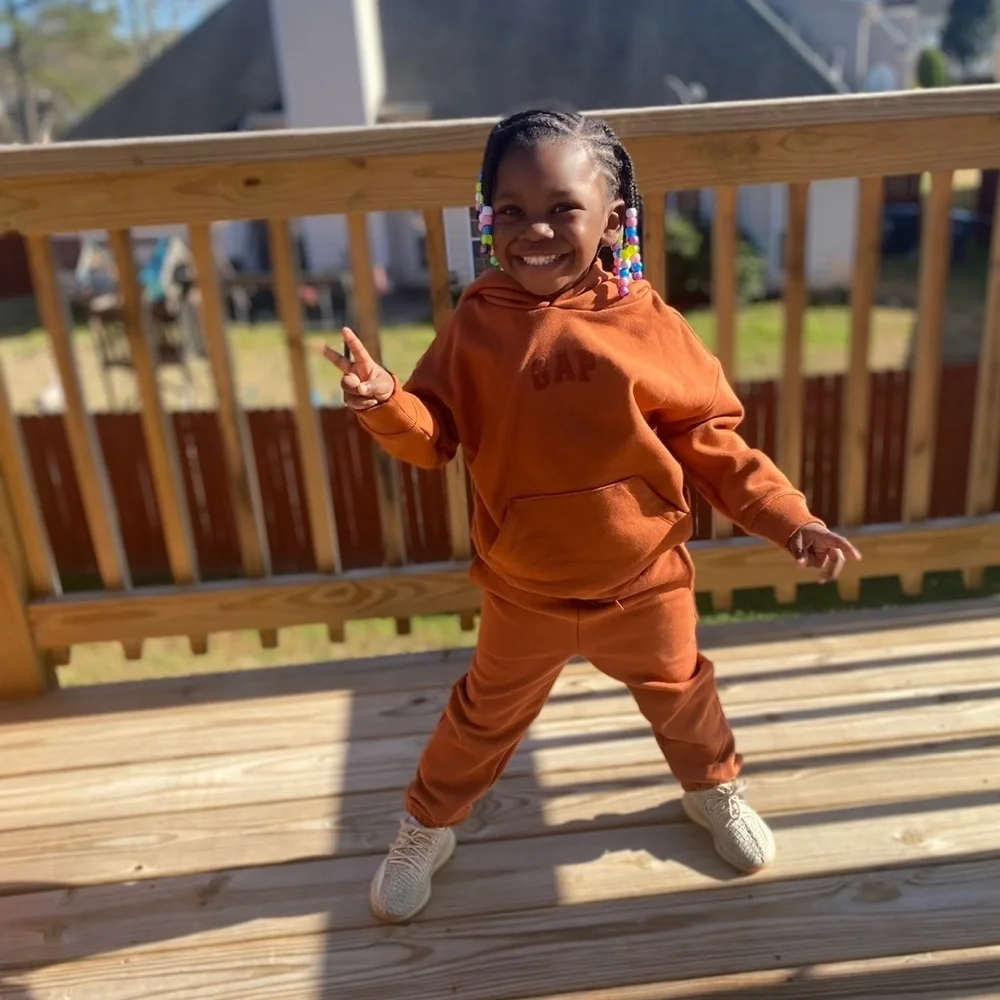 GAP Kids Rust Brown Two Piece Girls Hoodie & Jogger Set. Size 4‎